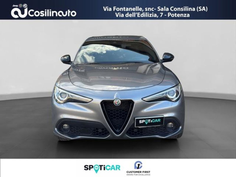 Alfa Romeo Stelvio usata a Salerno (8)