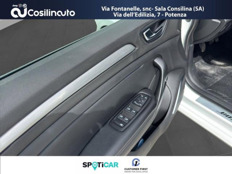 Renault Megane E-Tech Electric usata a Salerno (16)