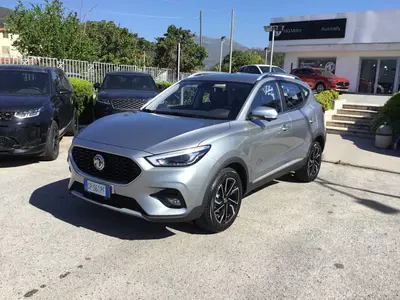 Mg ZS ZS 1.5 Luxury del 2024 usata a Napoli