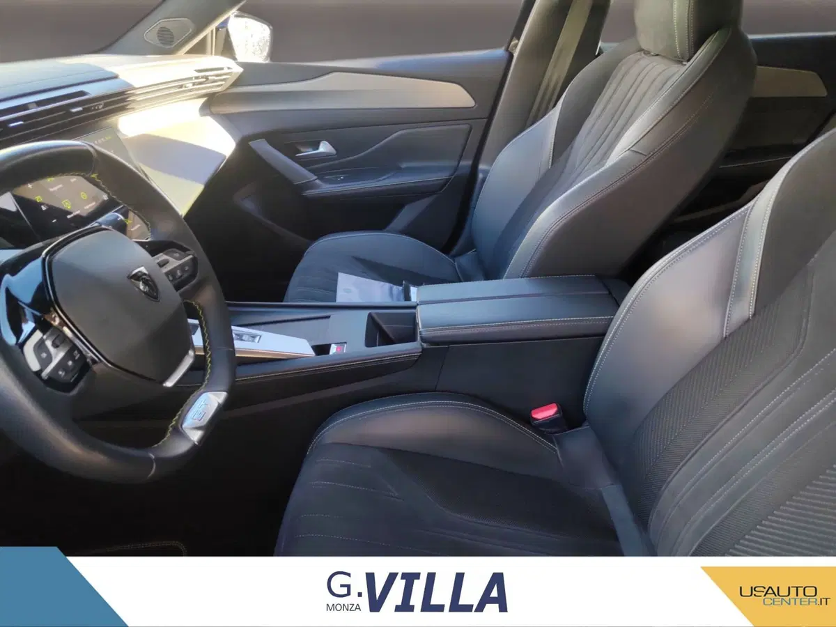 Peugeot 308 Tre Volumi usata a Milano (13)