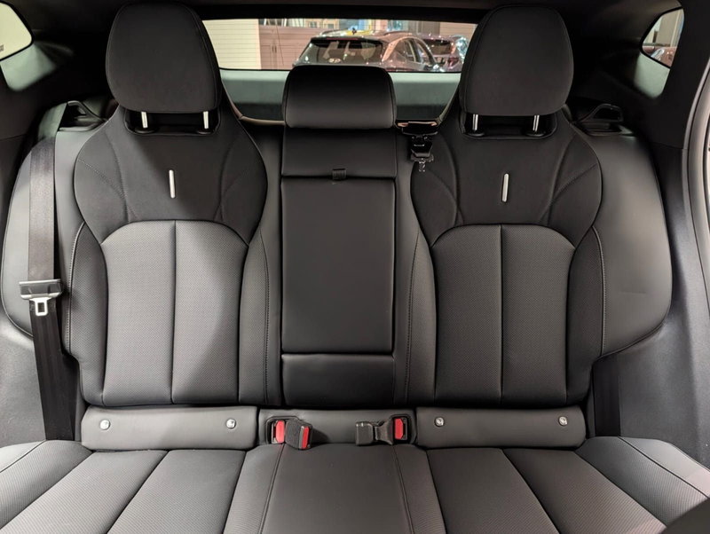 Omoda Omoda 7 SHS-P nuova a Teramo (13)