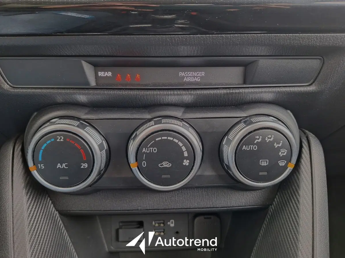 Mazda Mazda2 usata a Bari (12)