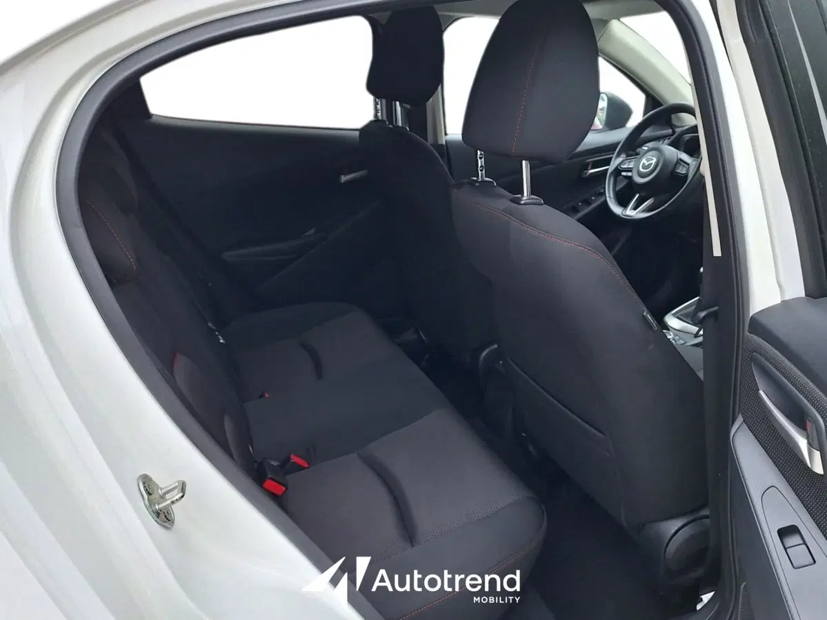 Mazda Mazda2 usata a Bari (13)