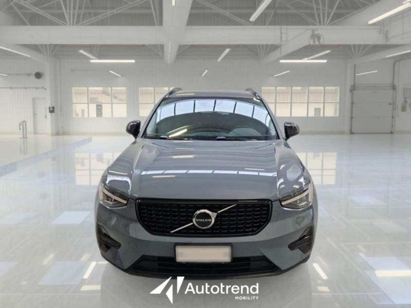 Volvo XC40 usata a Bari (15)