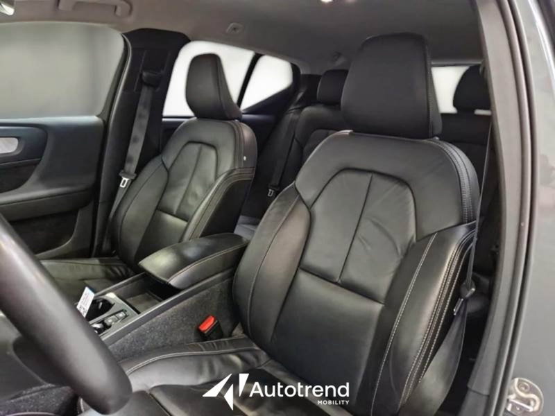 Volvo XC40 usata a Bari (6)