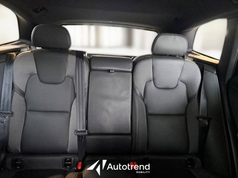 Volvo XC60 usata a Bari (10)