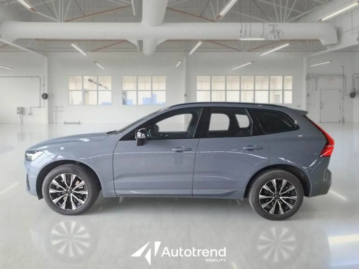 Volvo XC60 usata a Bari (3)