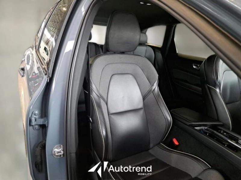 Volvo XC60 usata a Bari (7)