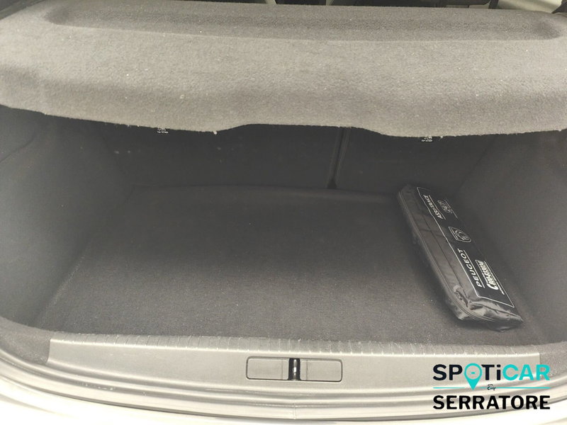 Peugeot 208 usata a Como (15)