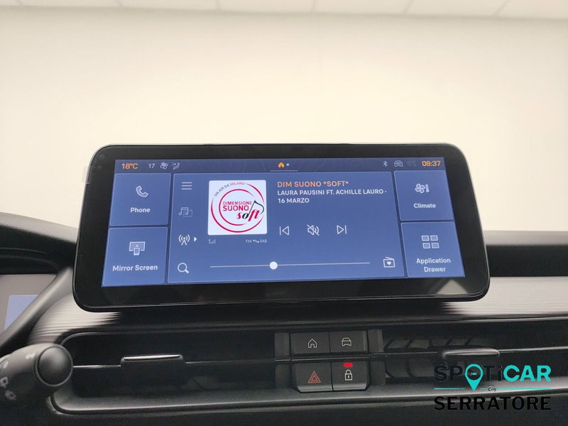 Jeep Avenger nuova a Como (10)