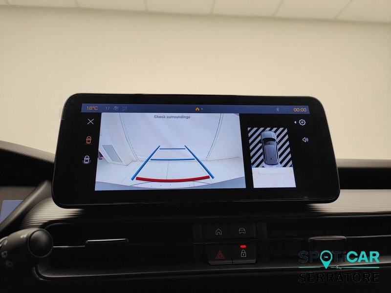 Jeep Avenger nuova a Como (9)