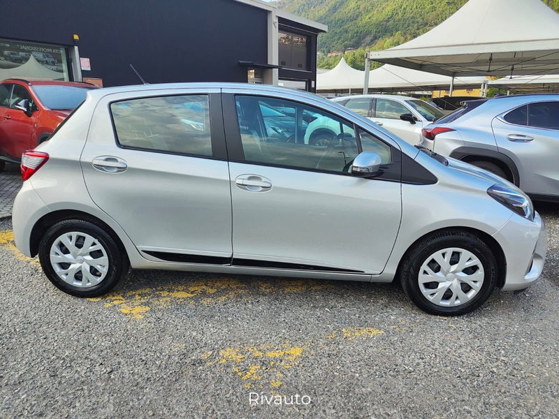Toyota Yaris usata a Como (11)