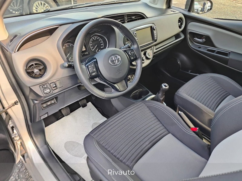 Toyota Yaris usata a Como (8)