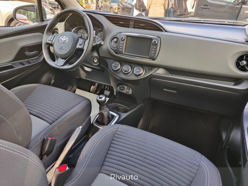 Toyota Yaris usata a Como (9)