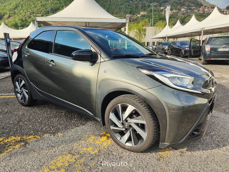 Toyota Aygo X usata a Como (13)