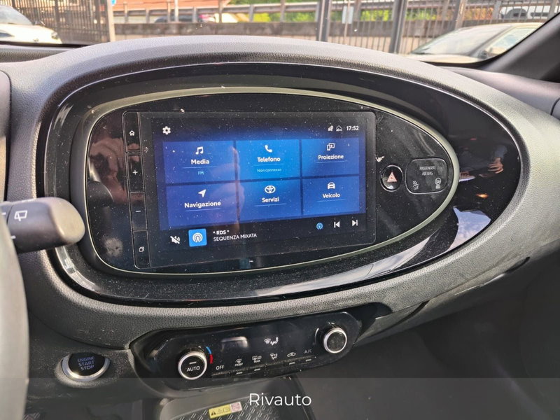 Toyota Aygo X usata a Como (8)