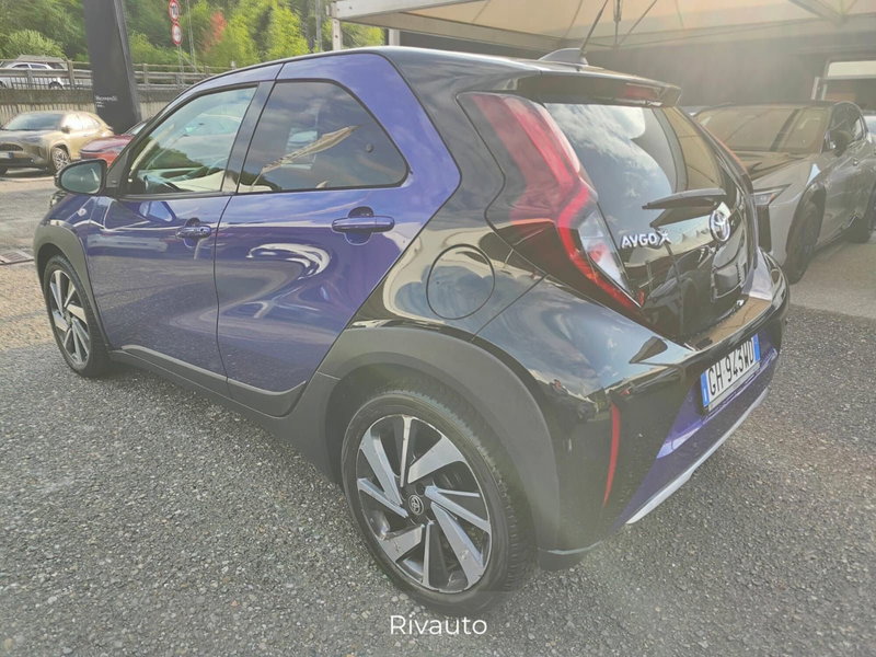 Toyota Aygo X usata a Como (12)