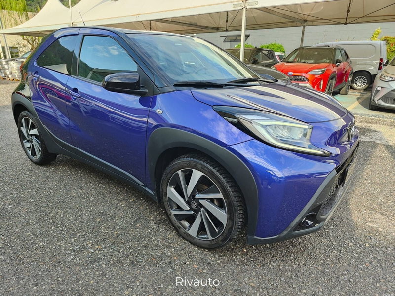 Toyota Aygo X usata a Como (14)
