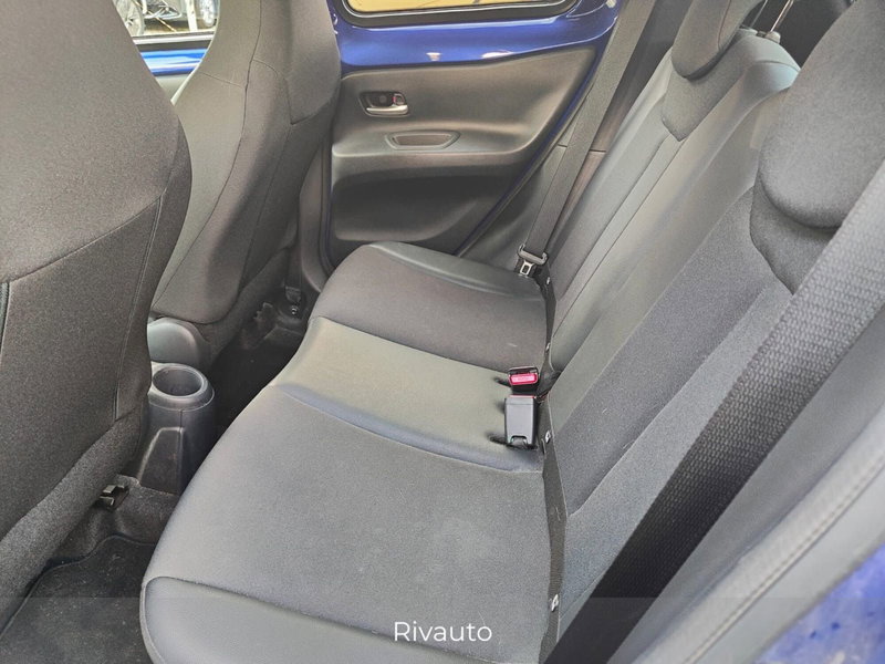 Toyota Aygo X usata a Como (6)