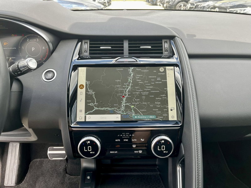 Jaguar E-Pace usata a Torino (12)