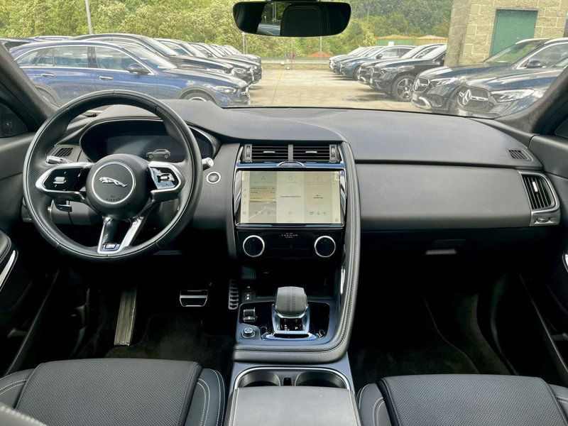 Jaguar E-Pace usata a Torino (8)