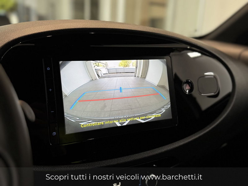 Toyota Aygo X usata a Brescia (11)