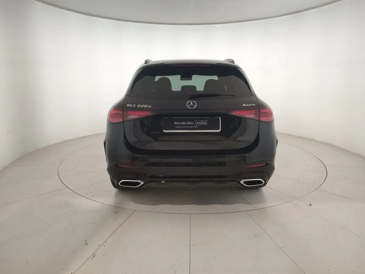 Mercedes-Benz GLC SUV nuova  (3)