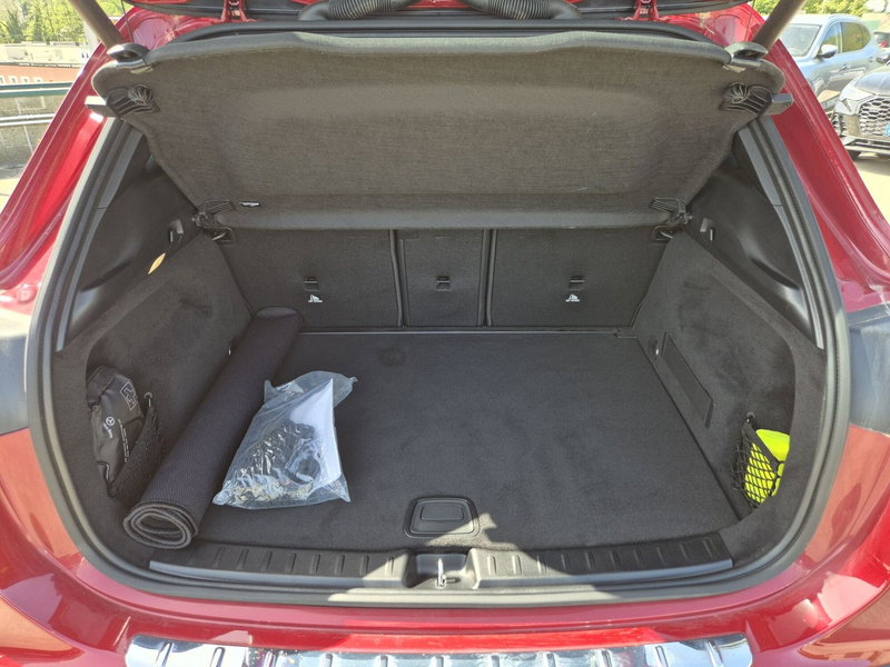 Mercedes-Benz GLA SUV usata  (12)