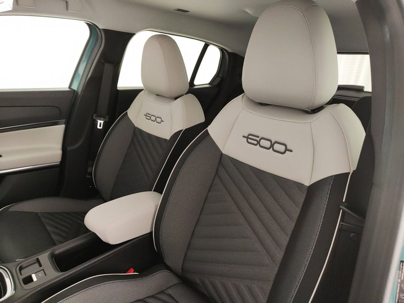 Fiat 600 nuova a Caserta (17)