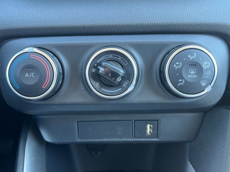 Toyota Yaris usata a Catania (14)