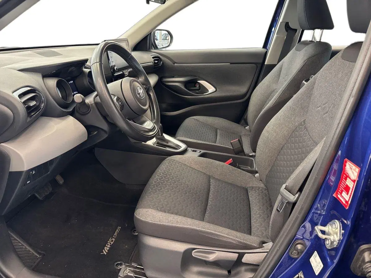Toyota Yaris Cross usata a Prato (10)