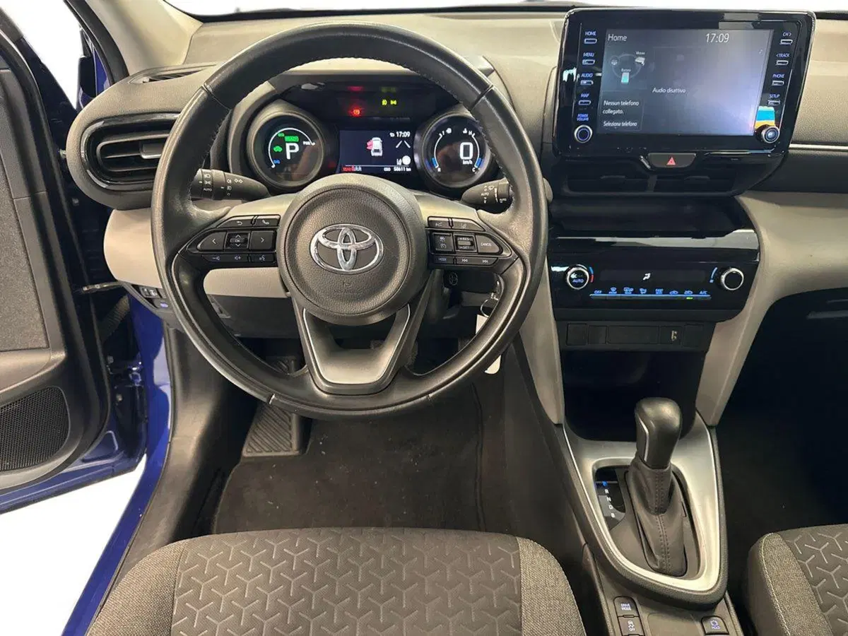 Toyota Yaris Cross usata a Prato (11)