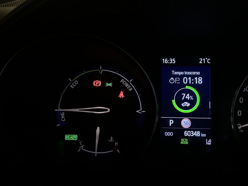 Toyota Toyota C-HR usata a Milano (13)