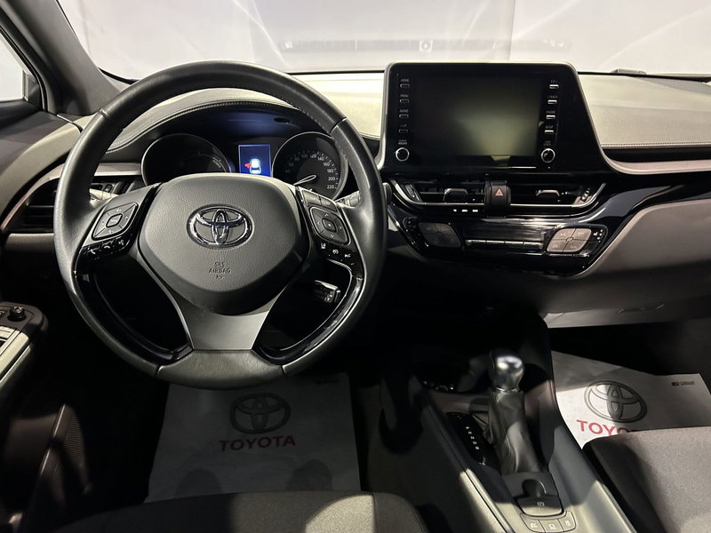 Toyota Toyota C-HR usata a Milano (9)