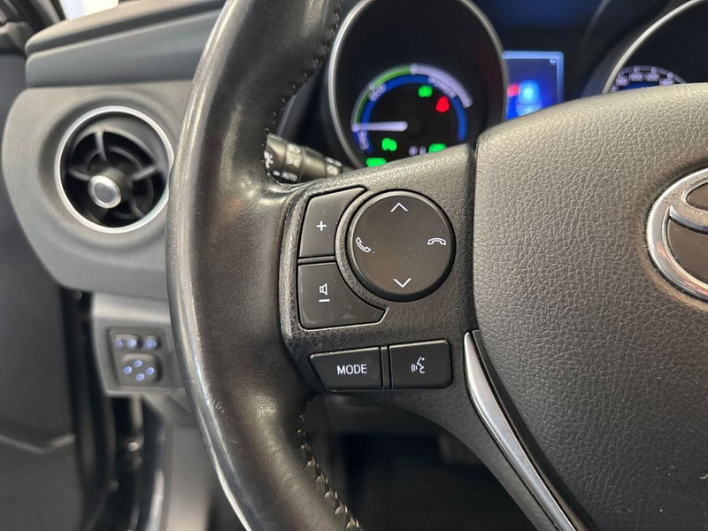 Toyota Auris usata a Prato (11)