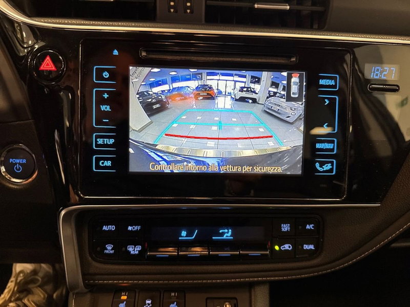 Toyota Auris usata a Prato (20)