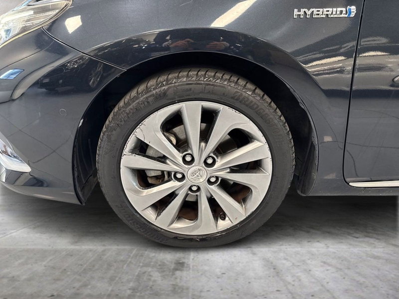 Toyota Auris usata a Prato (9)