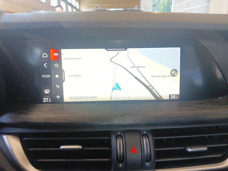 Alfa Romeo Stelvio usata a Chieti (19)