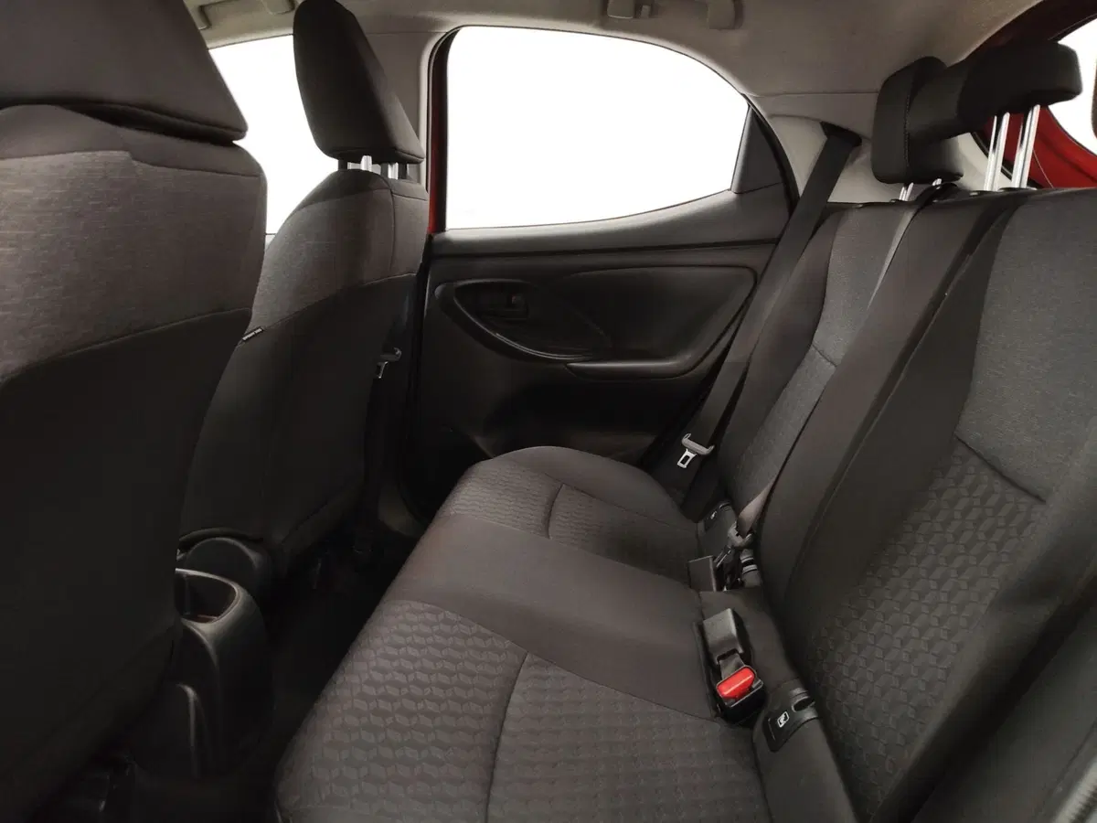 Toyota Yaris usata a Frosinone (15)