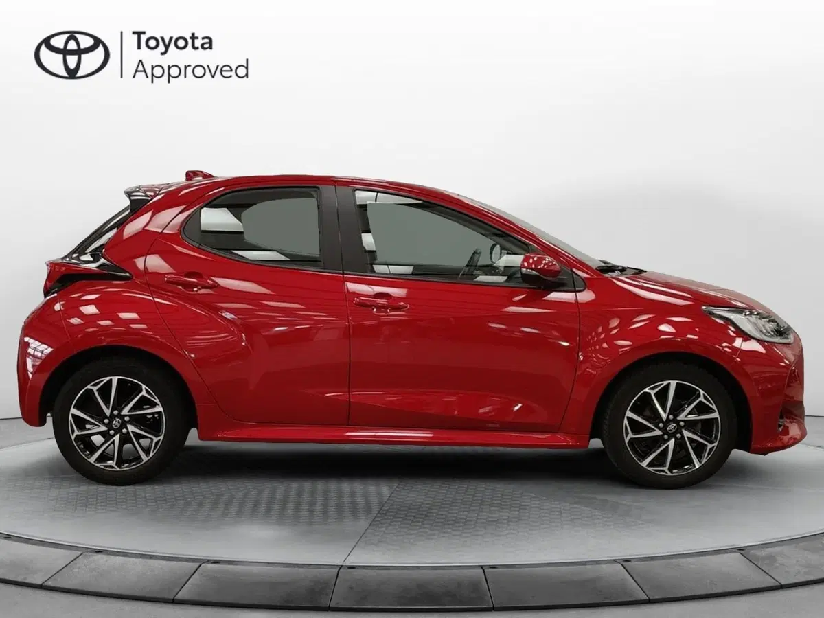 Toyota Yaris usata a Frosinone (17)