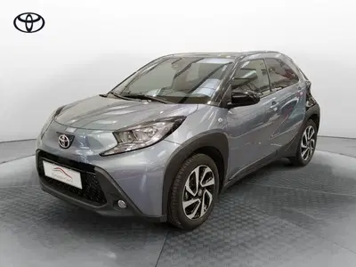 Toyota Aygo X 1.0 VVT-i 72 CV 5p. Undercover S-CVT del 2024 usata a Frosinone