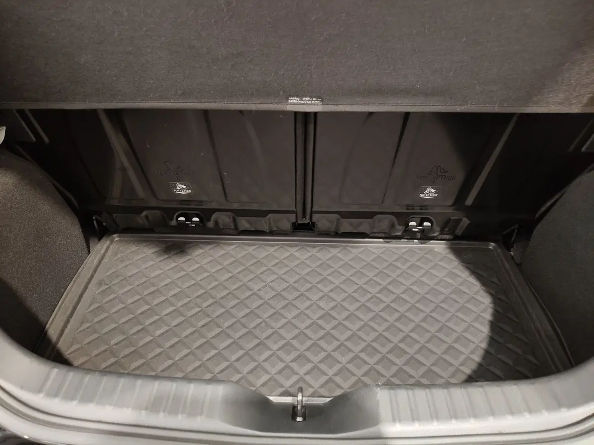 Toyota Aygo X usata a Frosinone (12)