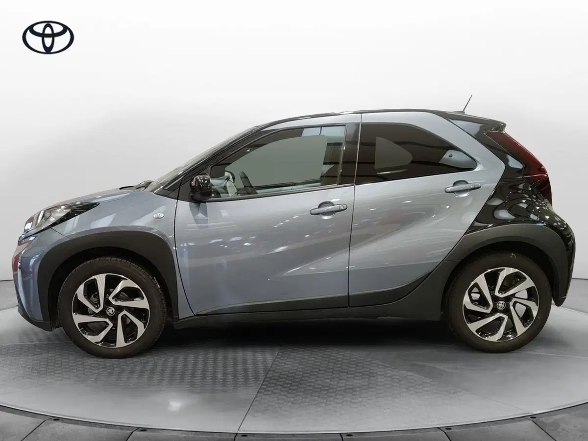 Toyota Aygo X usata a Frosinone (2)