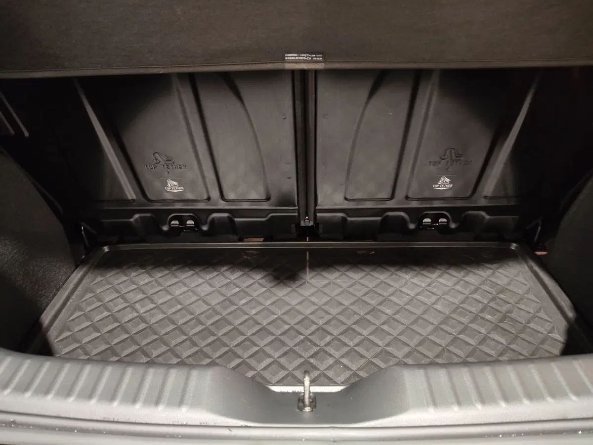 Toyota Aygo X usata a Frosinone (13)
