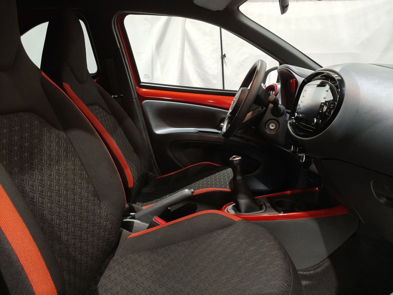 Toyota Aygo X usata a Frosinone (6)