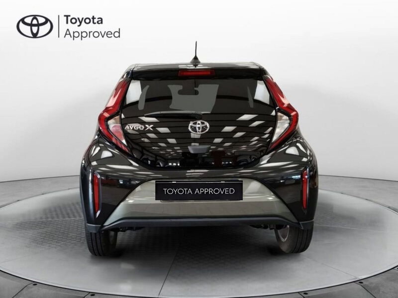 Toyota Aygo X usata a Frosinone (4)
