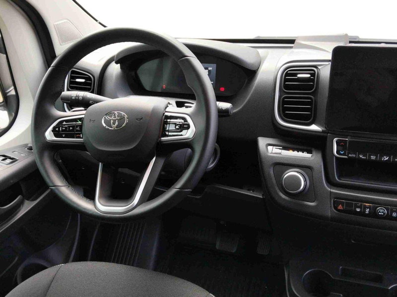 Toyota Proace Max Furgone usata a Frosinone (7)