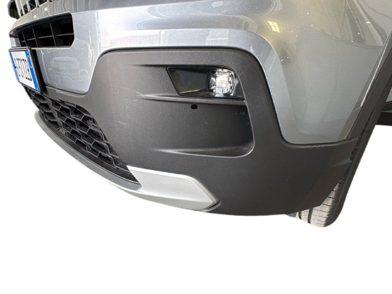 Jeep Avenger nuova a Caltanissetta (16)