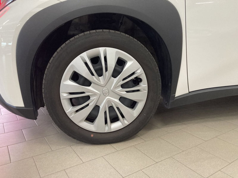 Toyota Aygo X usata a Pavia (19)