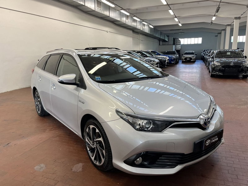 Toyota Auris Station Wagon usata a Bologna (5)